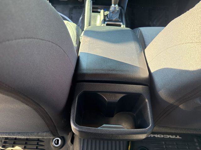 Certified 2020 Toyota Tacoma TRD Off-Road image 14