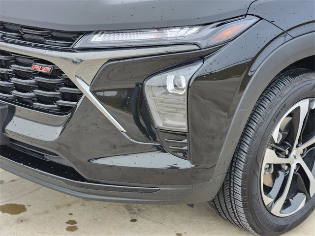 Used 2024 Chevrolet Trax RS w/ Sunroof Package image 9