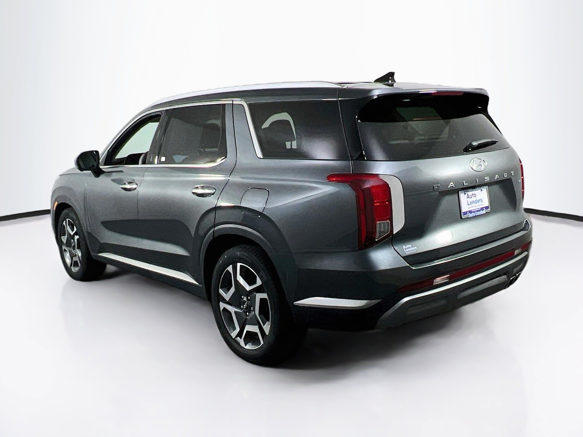 Used 2024 Hyundai Palisade Limited AWD/4WD image 7