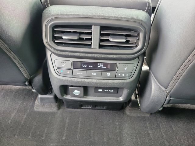 Certified 2024 Honda Pilot Elite image 13