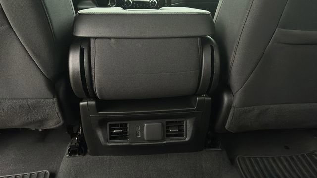 Used 2023 GMC Sierra 1500 Elevation image 31