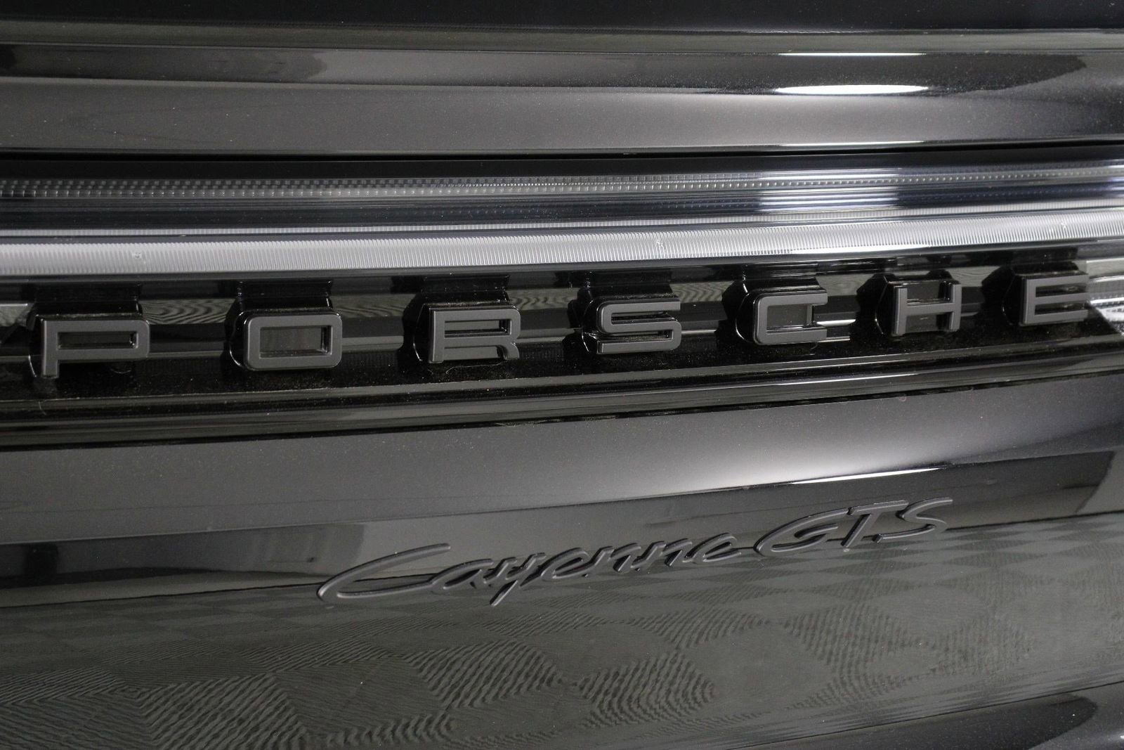 New 2026 Porsche Cayenne GTS image 22