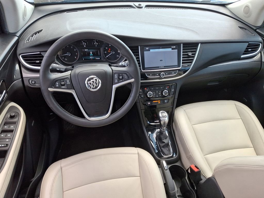 Used 2017 Buick Encore Premium image 2