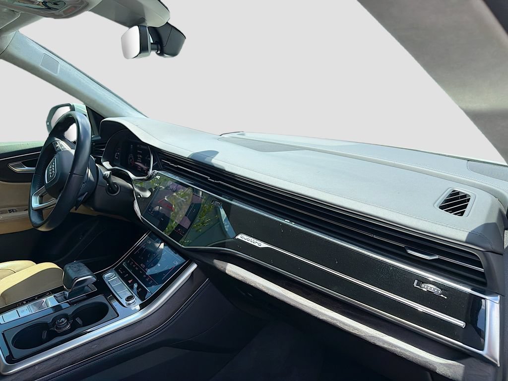 Used 2019 Audi Q8 Prestige AWD/4WD image 14