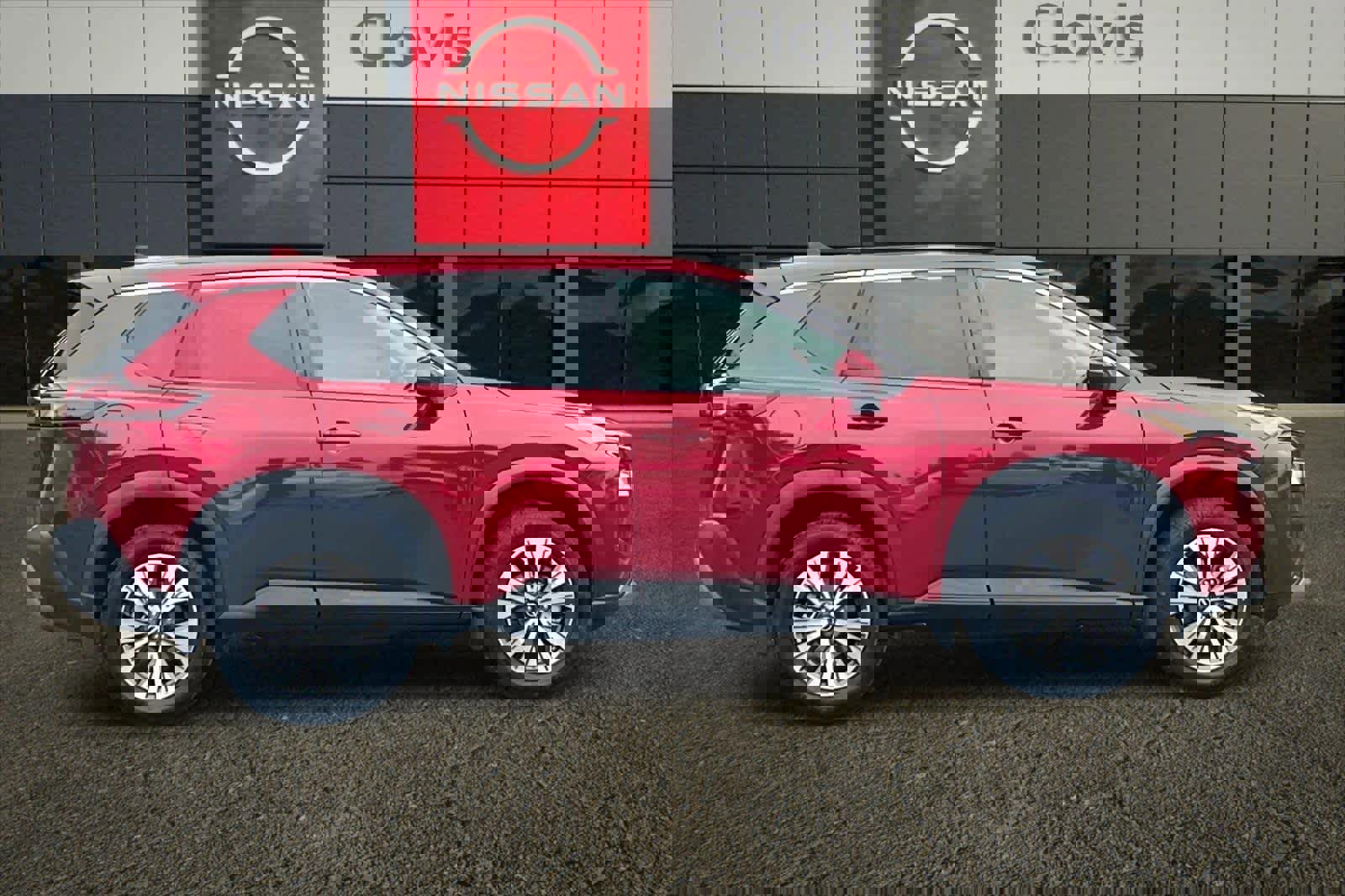 Certified 2022 Nissan Rogue SV image 9