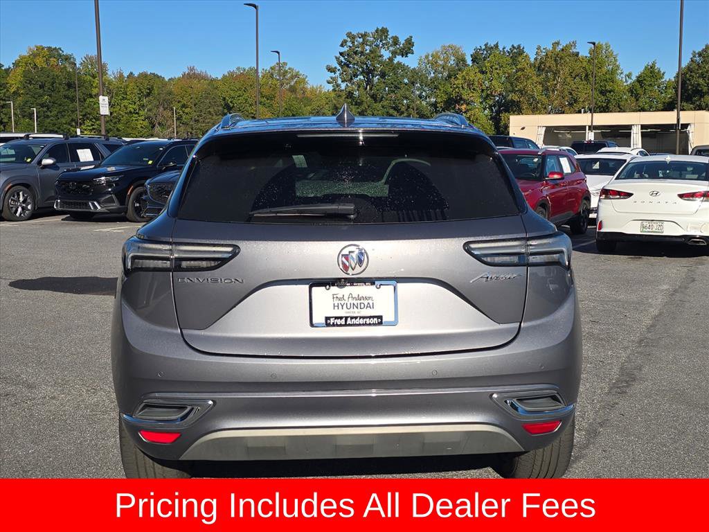 Used 2022 Buick Envision Avenir w/ Premium Seat Package FWD image 4