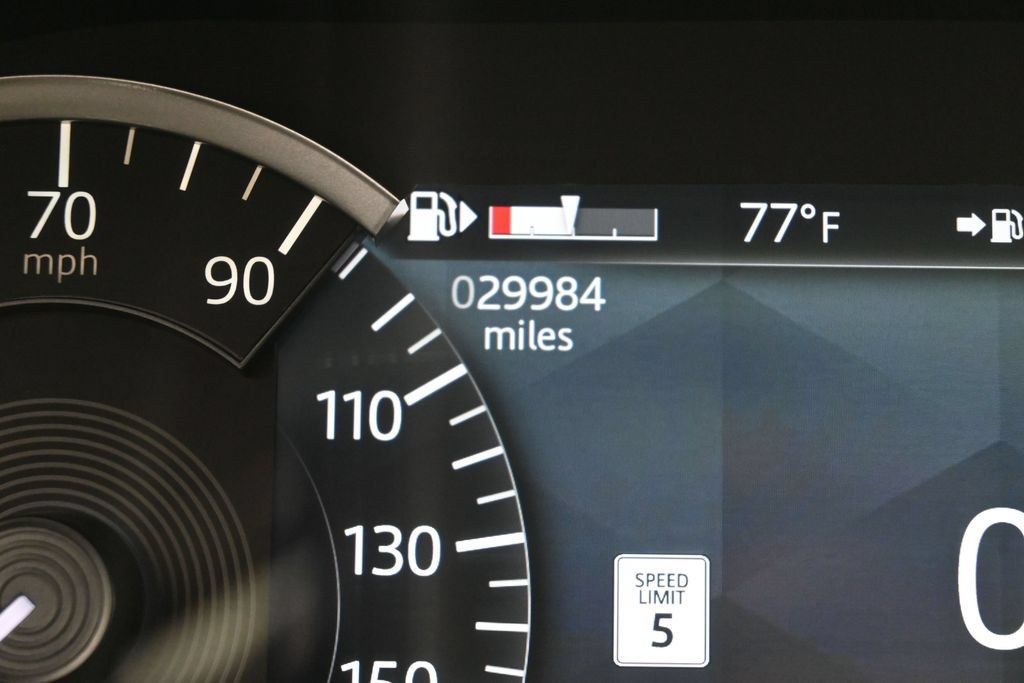 Used 2023 Land Rover Range Rover Velar S AWD/4WD image 30