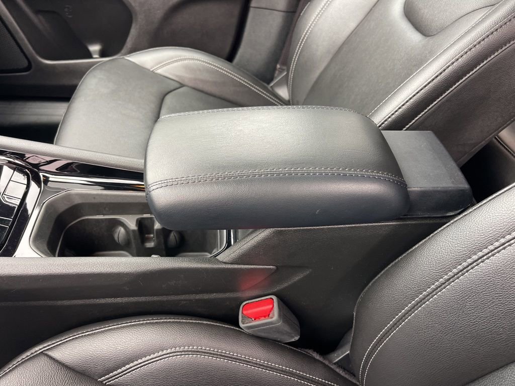 Certified 2025 Jeep Compass Limited image 13