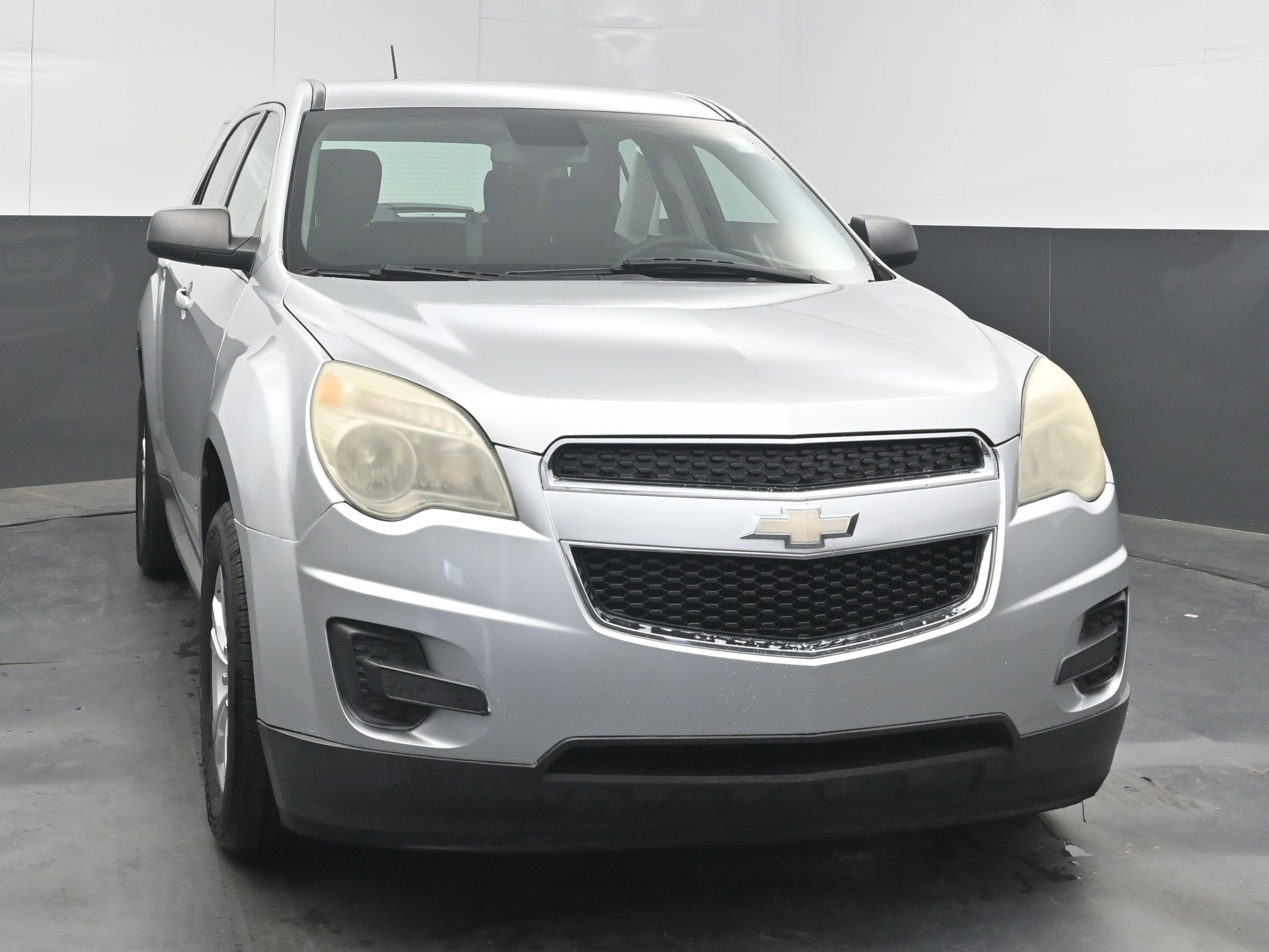 Used 2013 Chevrolet Equinox LS FWD image 2