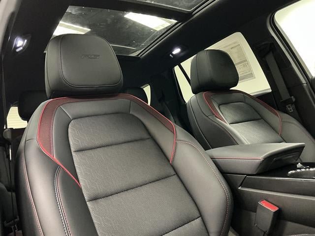 New 2026 Chevrolet Equinox RS w/ LPO, Floor Liner Package AWD/4WD image 35