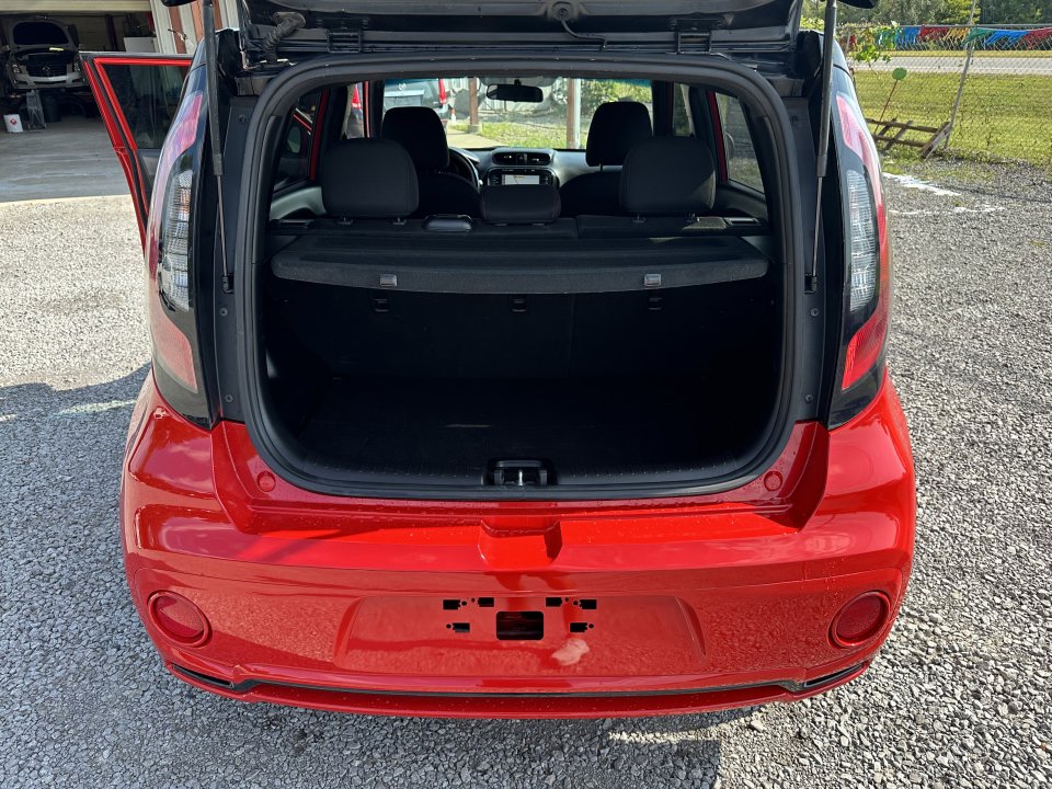 Used 2019 Kia Soul + image 19