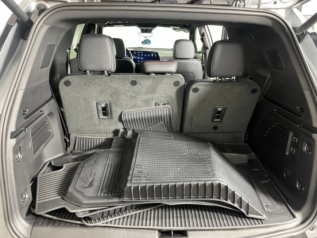 Certified 2024 Chevrolet Traverse RS AWD/4WD image 9