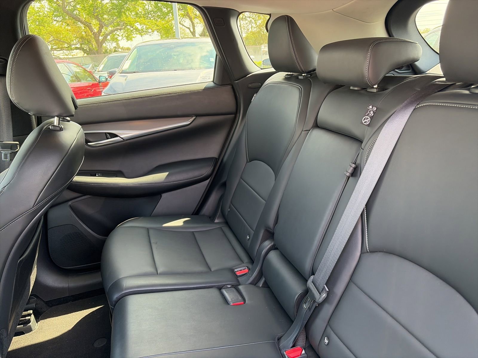 Used 2023 INFINITI QX50 Pure image 9