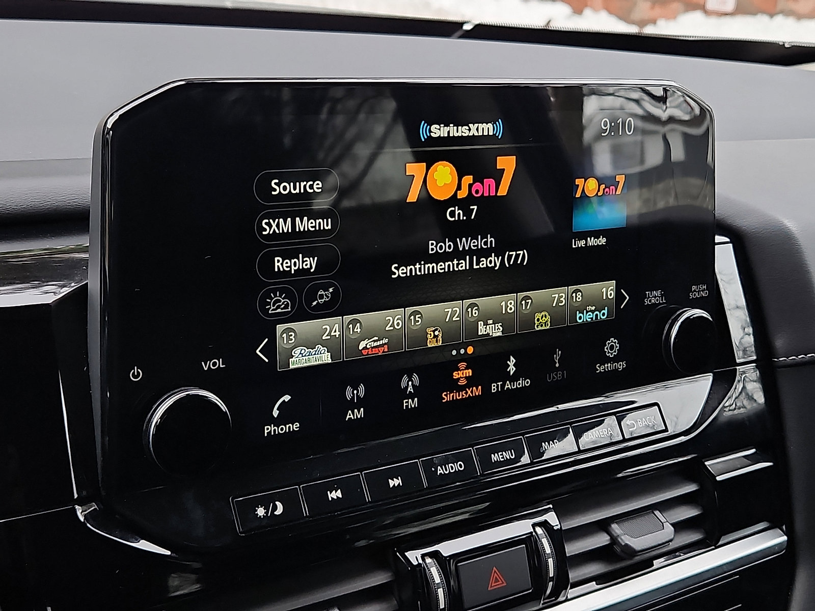 Certified 2023 Nissan Pathfinder SL image 16