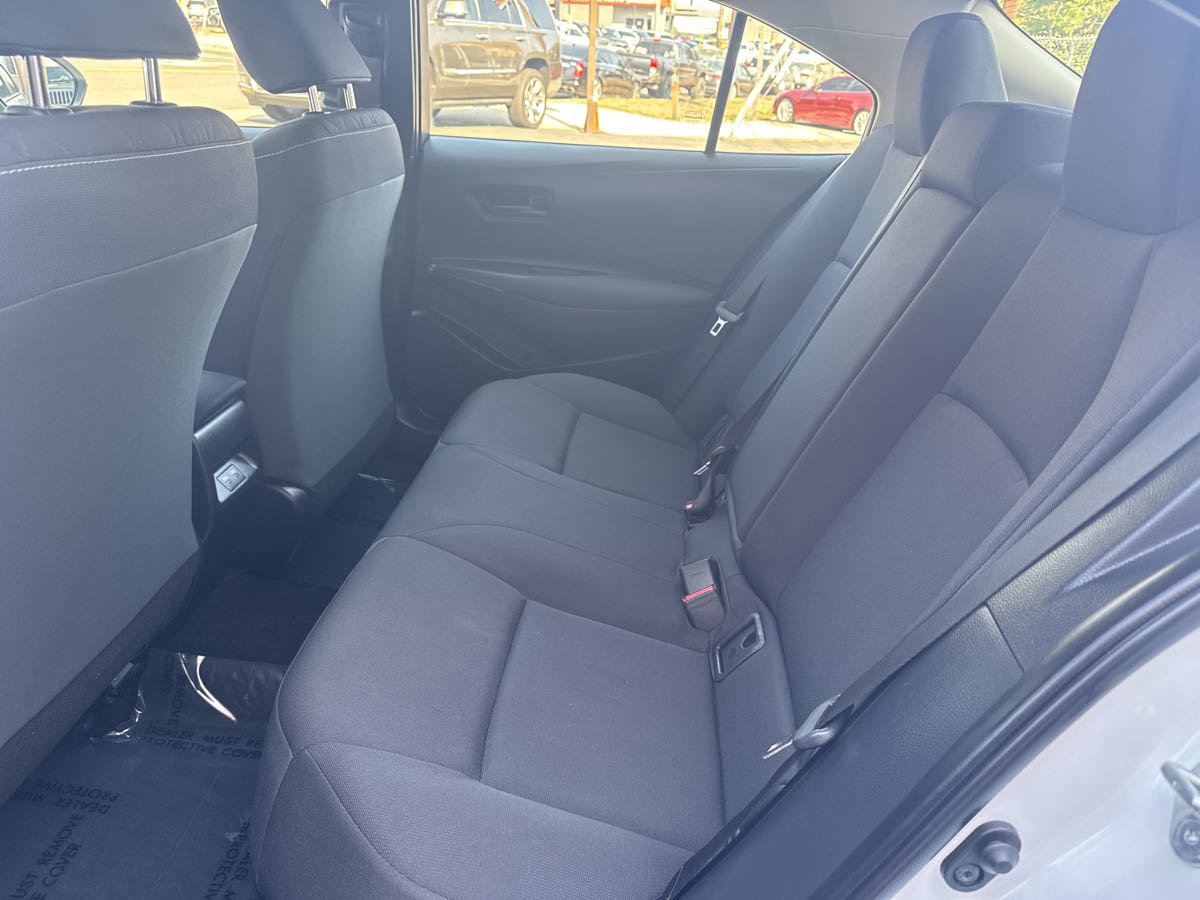 Used 2024 Toyota Corolla LE image 15