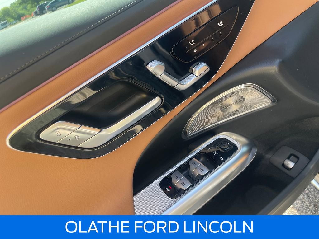 Used 2025 Mercedes-Benz E 350 4MATIC Sedan image 20