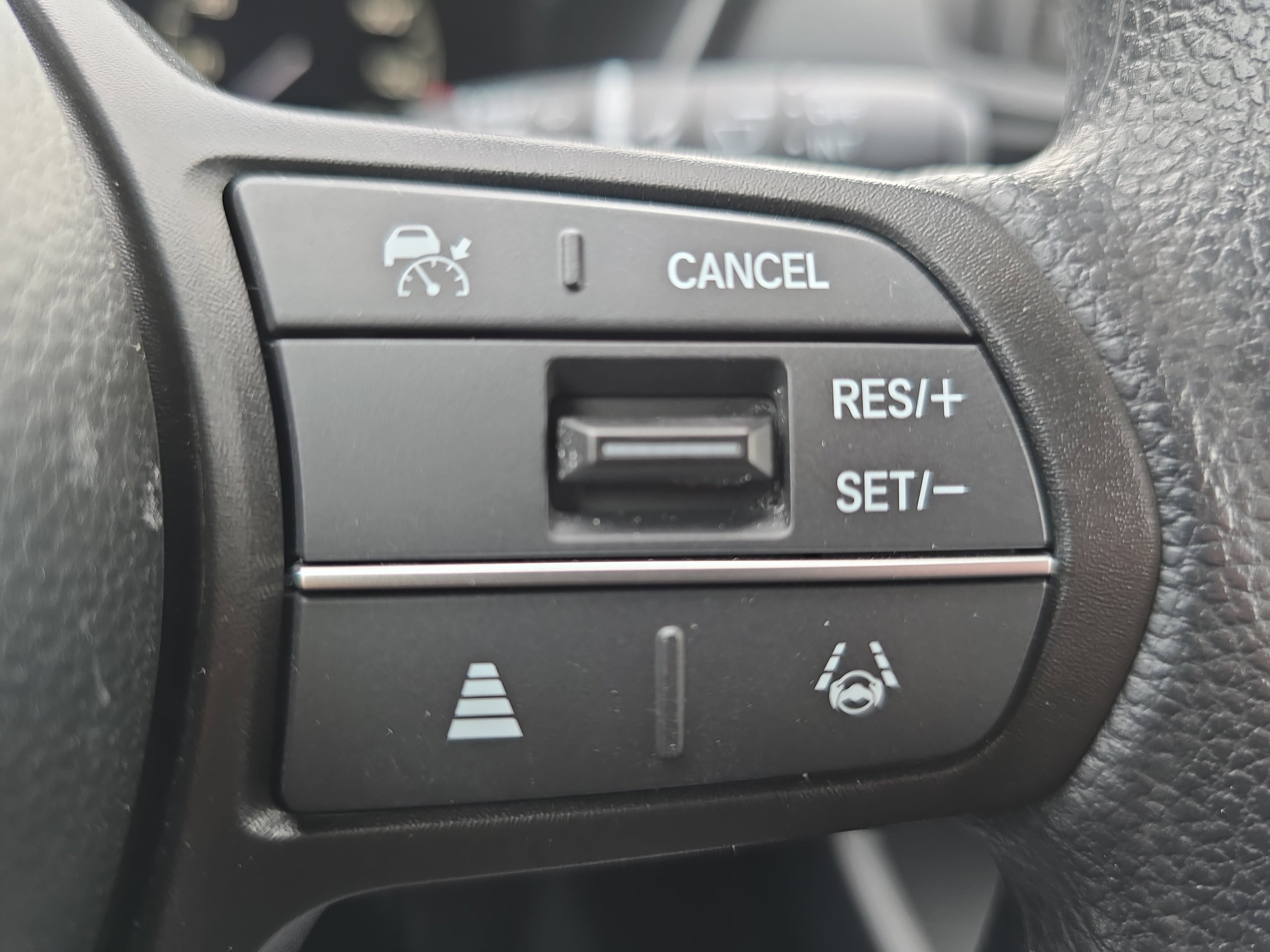 Used 2025 Honda CR-V EX image 17