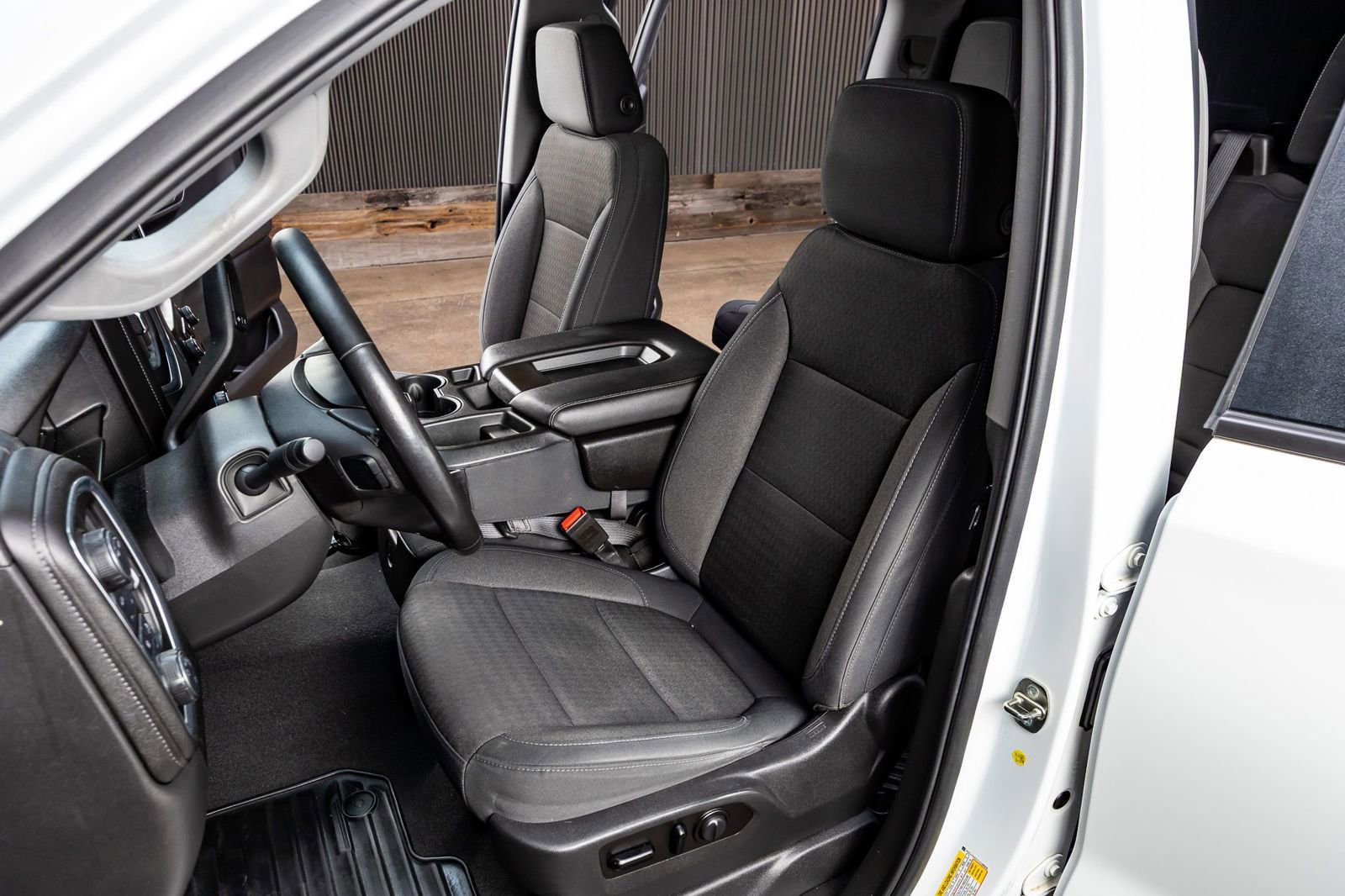 Used 2020 Chevrolet Silverado 1500 RST w/ Texas Edition image 29