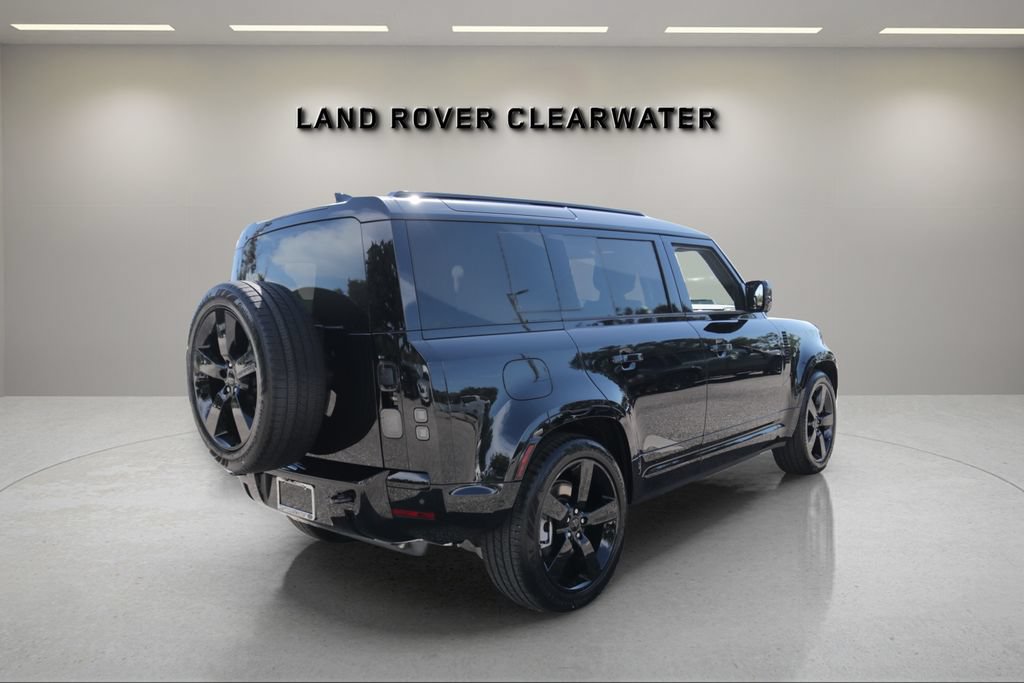 New 2026 Land Rover Defender 110 X-Dynamic SE AWD/4WD image 5