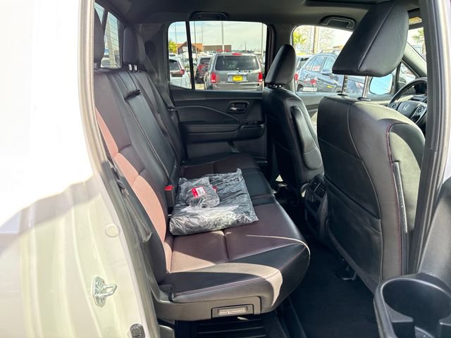 Certified 2023 Honda Ridgeline Black Edition image 12