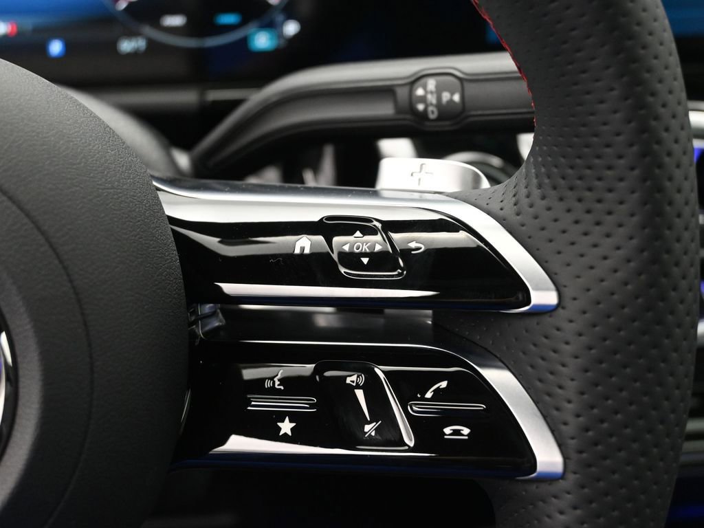 New 2025 Mercedes-Benz GLA 250 4MATIC image 11