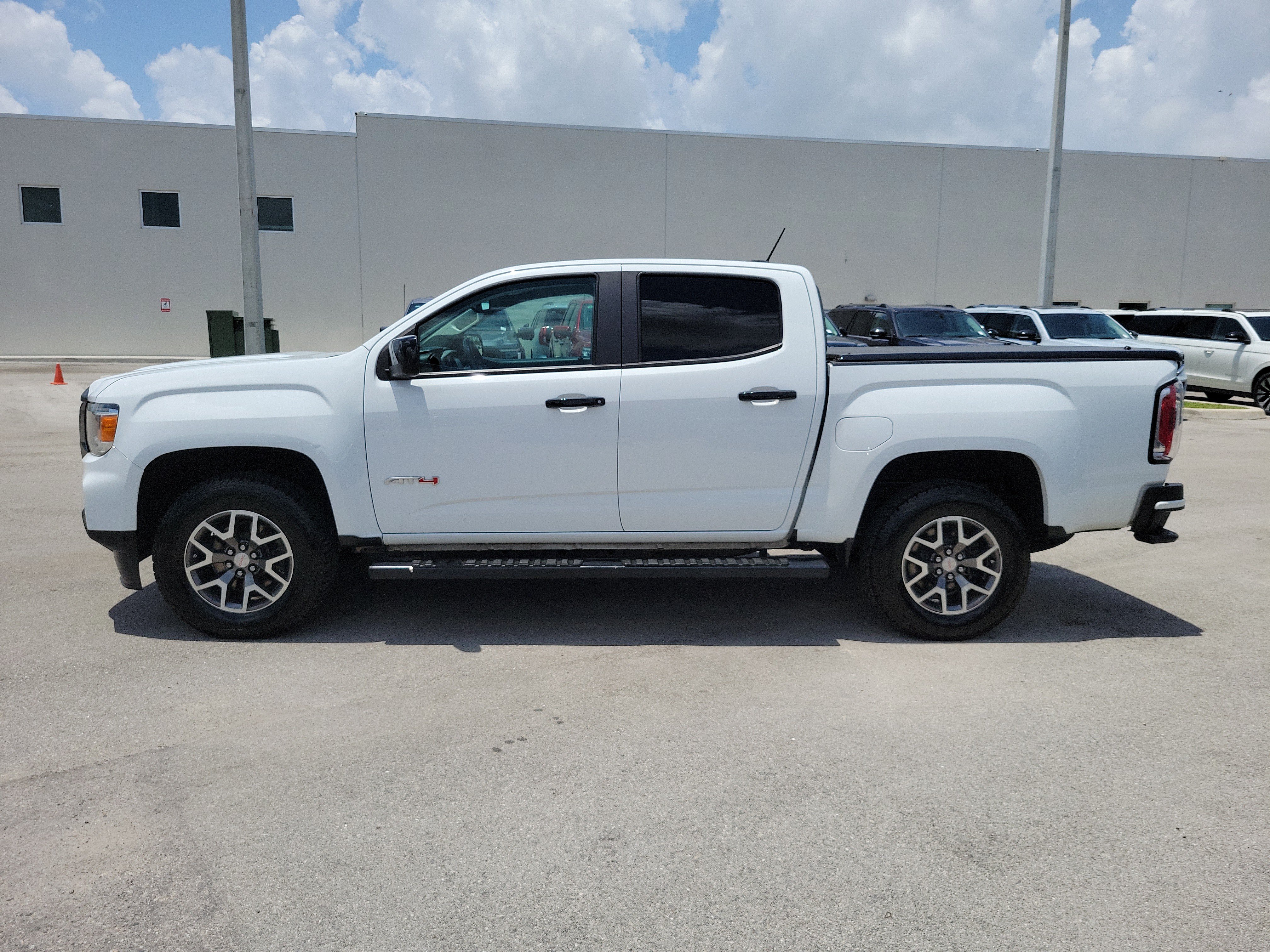 Used 2021 GMC Canyon AT4 w/ Trailering Package AWD/4WD image 8