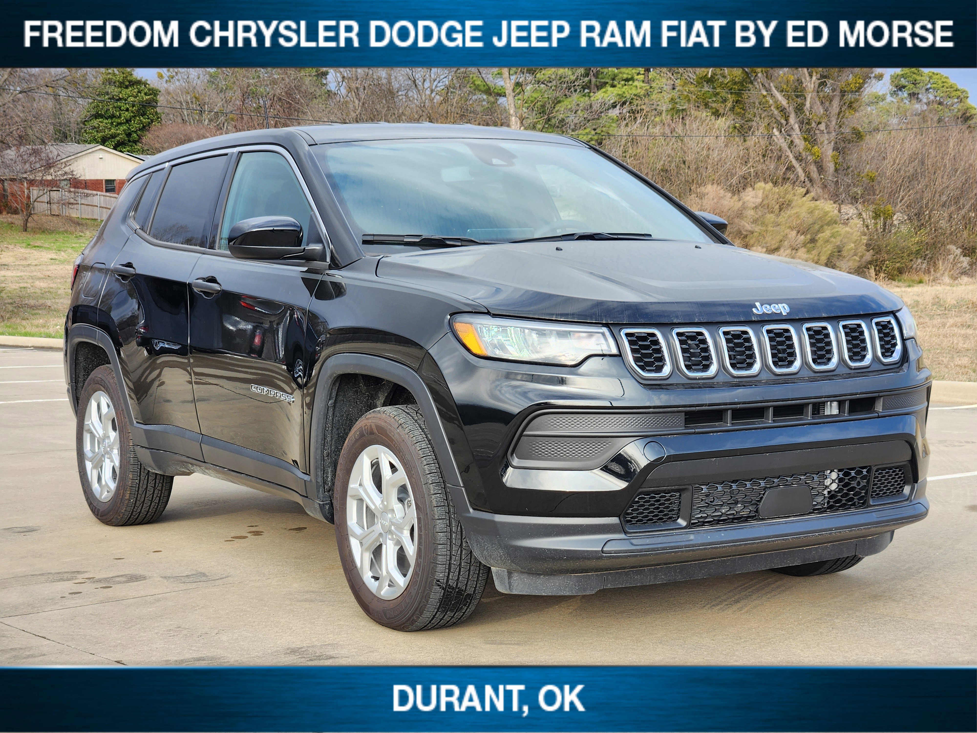 New 2024 Jeep Compass Sport w/ Mopar Graphics Package image 2