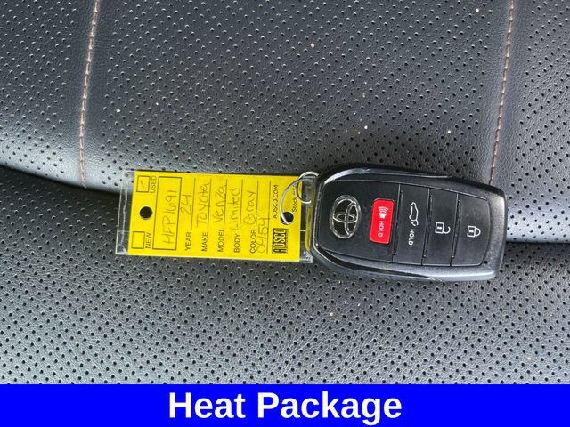Used 2024 Toyota Venza Limited AWD/4WD image 23