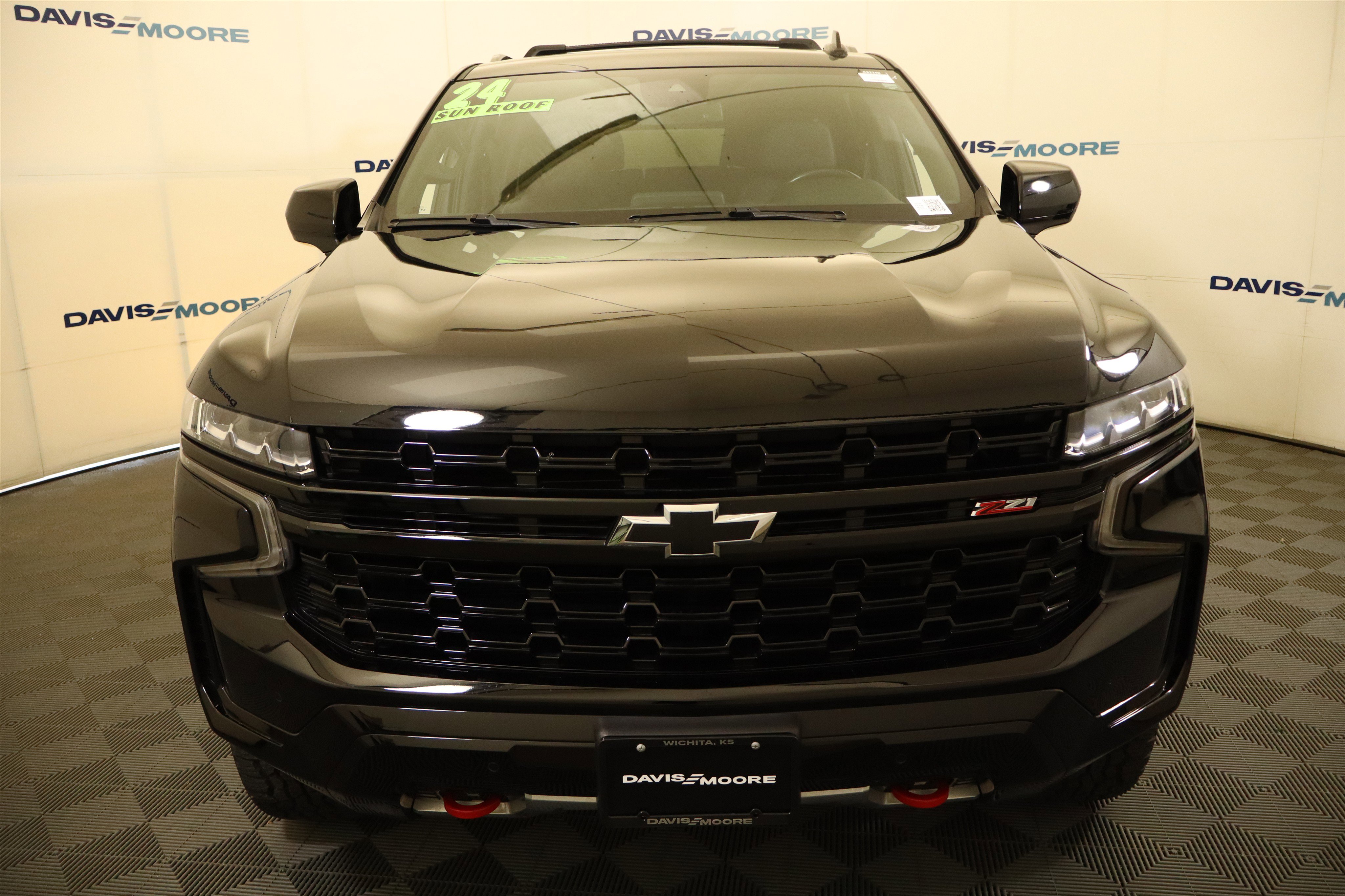 Used 2024 Chevrolet Suburban Z71 AWD/4WD image 14