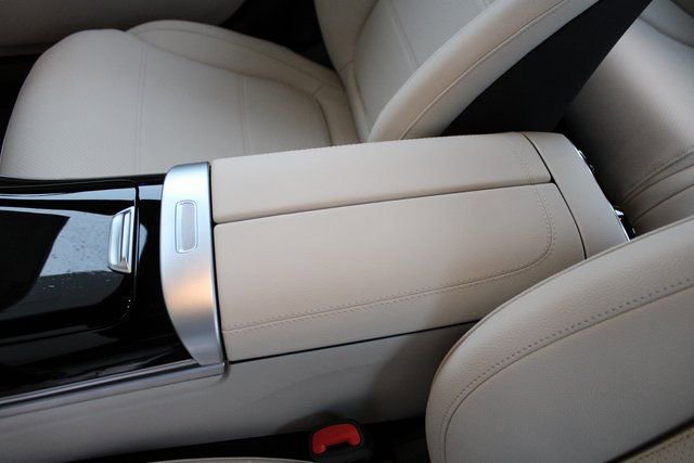 New 2025 Mercedes-Benz C 300 4MATIC Sedan image 29