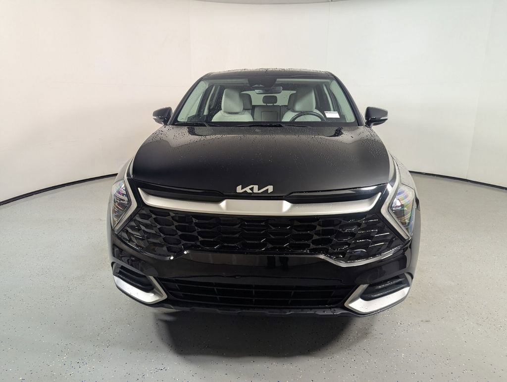 Used 2024 Kia Sportage EX FWD image 2