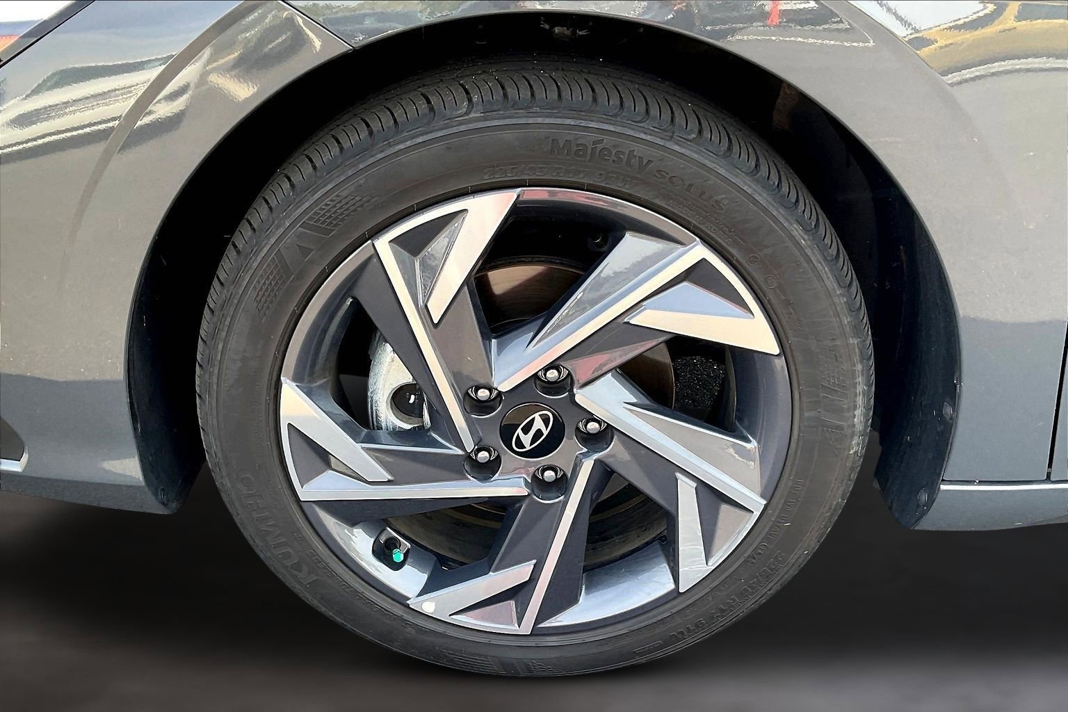 Used 2025 Hyundai Elantra Sport image 34