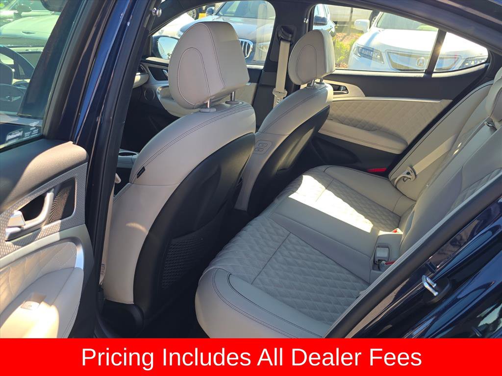 Used 2023 Genesis G70 3.3T w/ Sport Prestige Package RWD image 12