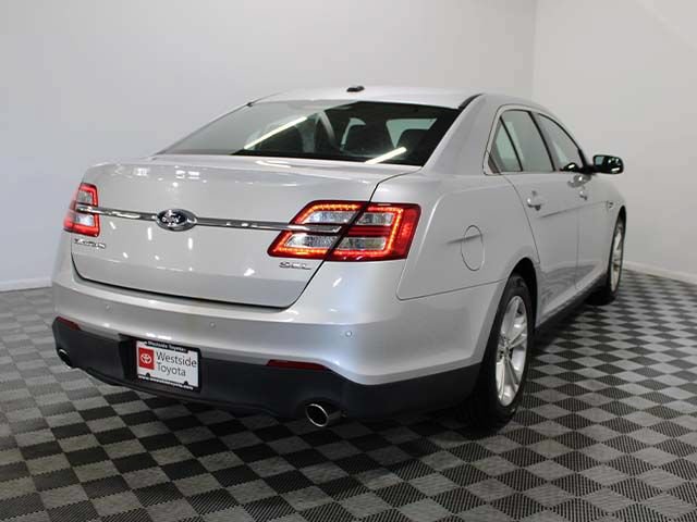 Used 2014 Ford Taurus SEL w/ Equipment Group 201A FWD image 6
