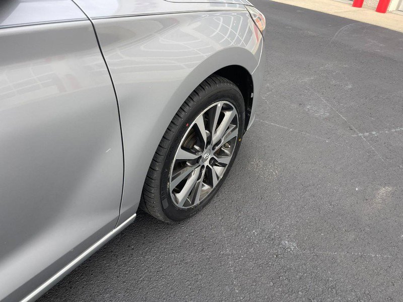 Used 2020 Hyundai Elantra GT w/ Style Package 02 FWD image 5