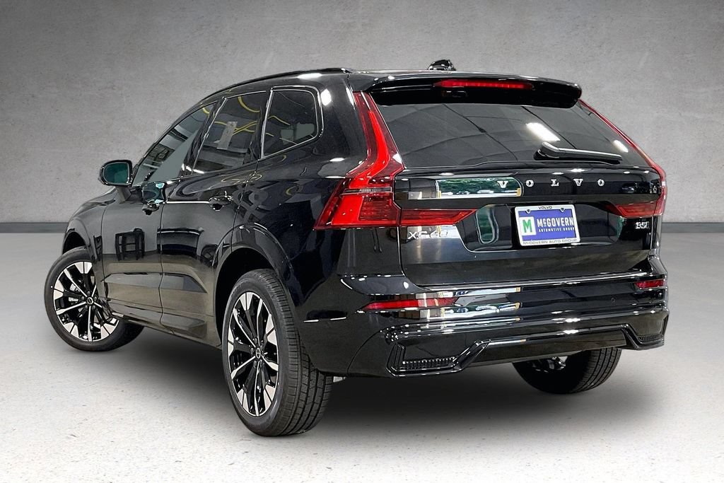 New 2027 Volvo XC60 B5 Plus AWD/4WD image 3