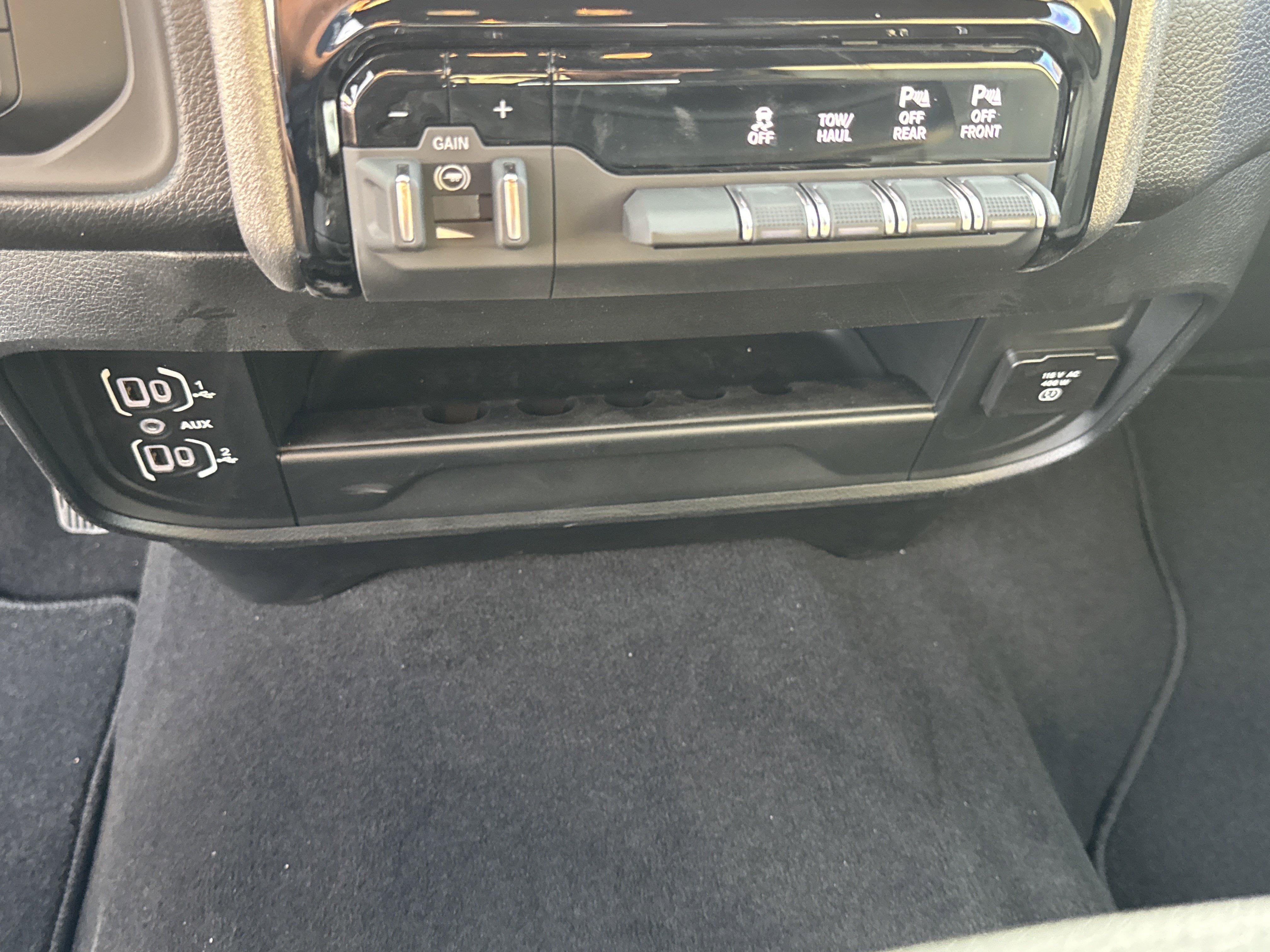 New 2026 RAM 2500 Tradesman AWD/4WD image 26