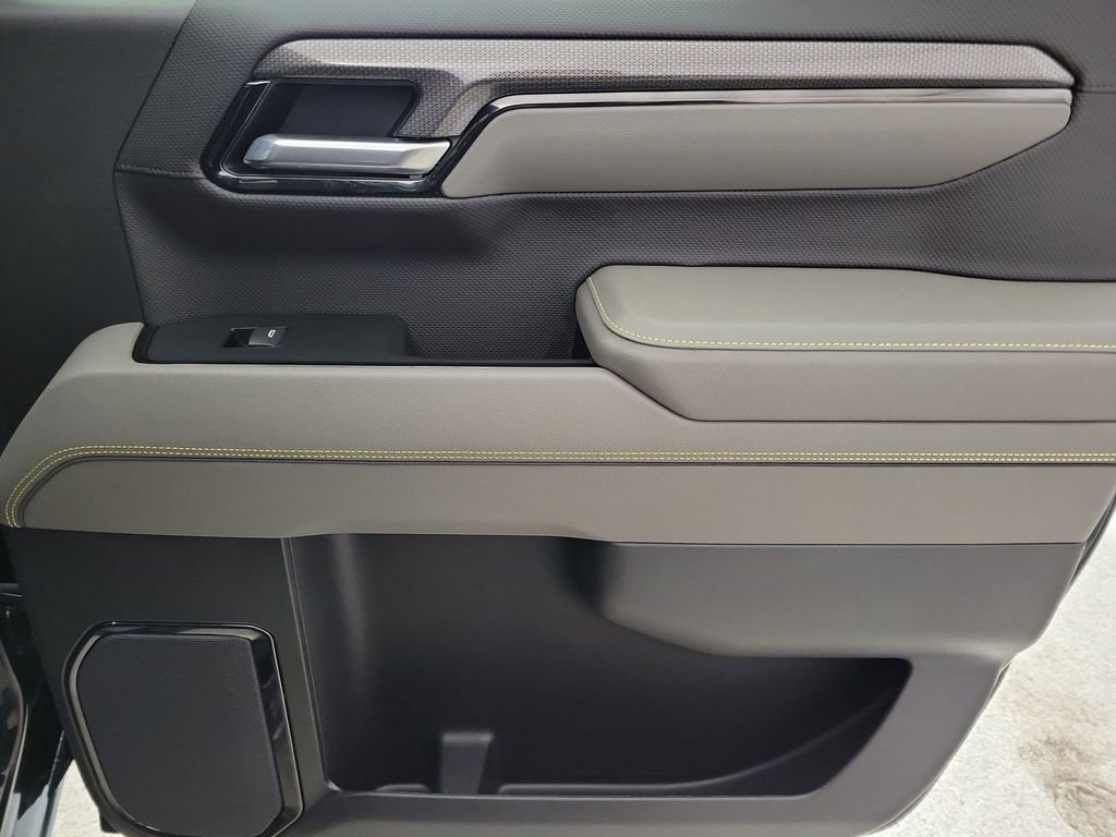 Certified 2026 Chevrolet Silverado 1500 ZR2 image 21