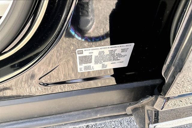 Certified 2024 GMC Terrain Denali w/ Black Diamond Edition image 33