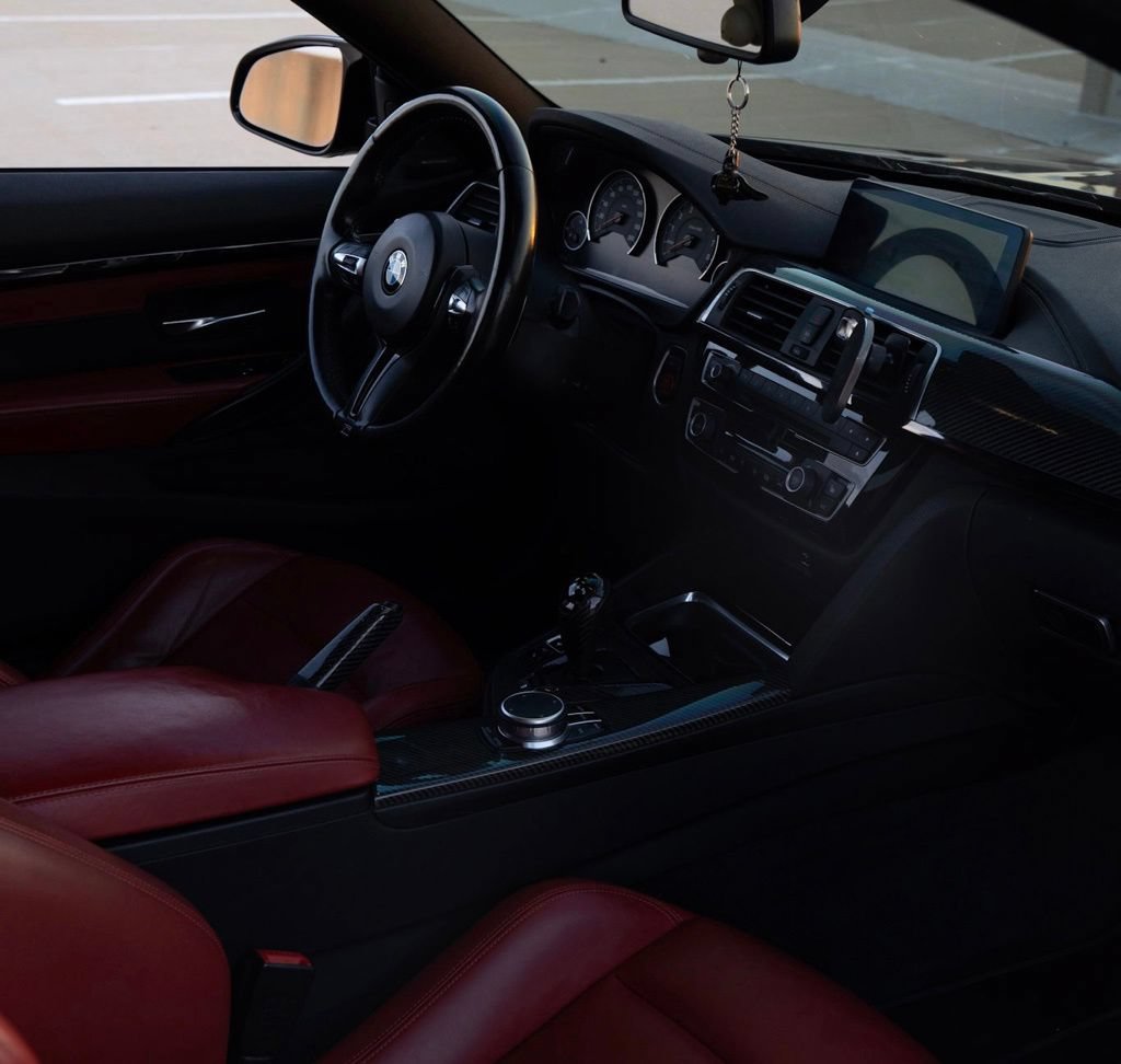 Used 2020 BMW M4 Coupe w/ Competition Package RWD image 18