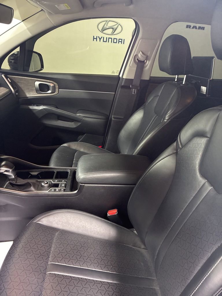Used 2022 Kia Sorento EX image 7