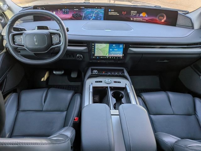 New 2025 Lincoln Navigator Reserve image 14