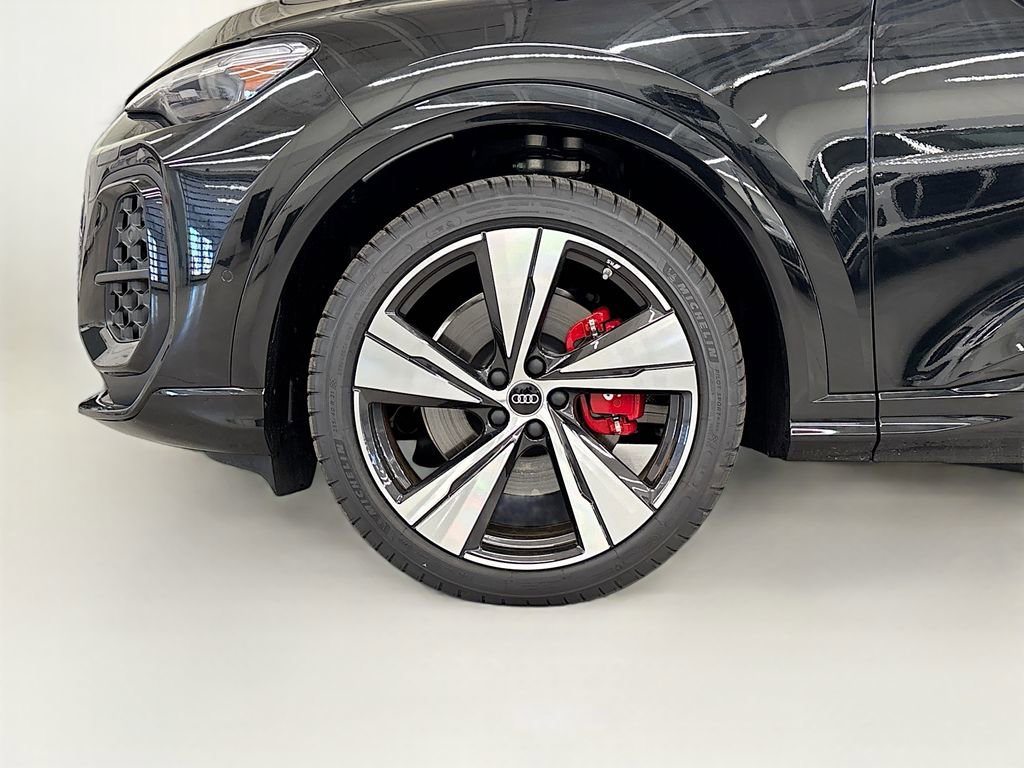 New 2025 Audi SQ5 Premium Plus image 23