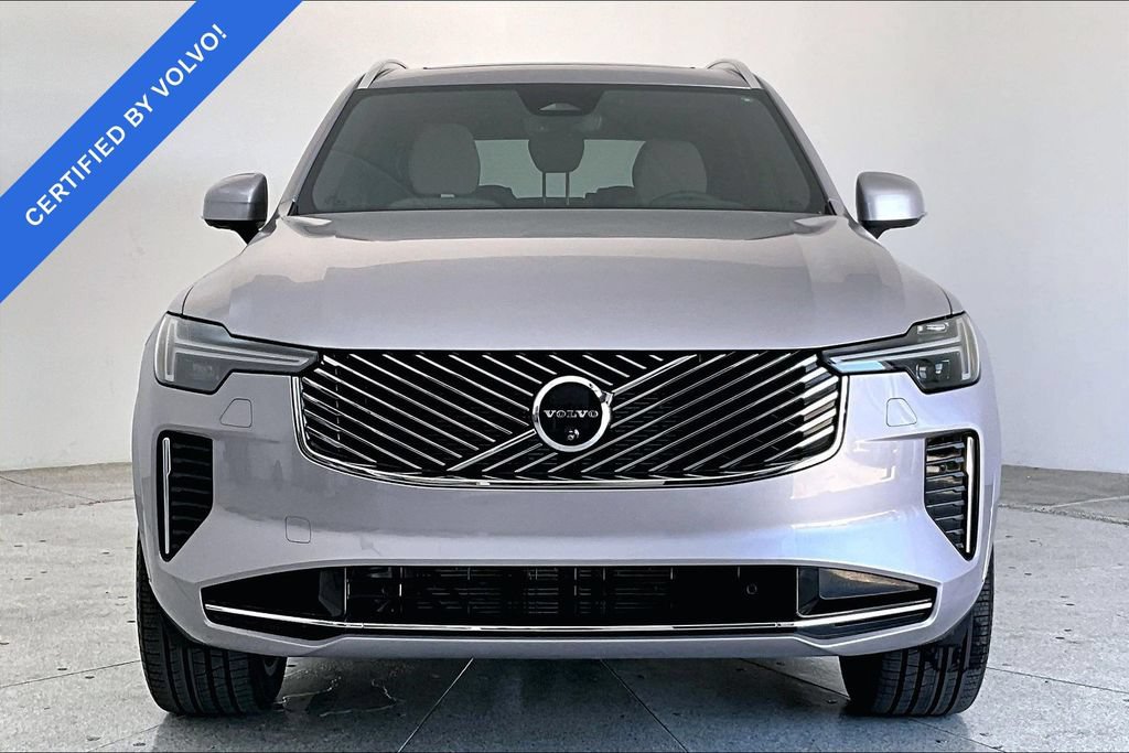 Certified 2026 Volvo XC90 B5 Plus w/ Protection Package Premier AWD/4WD image 3