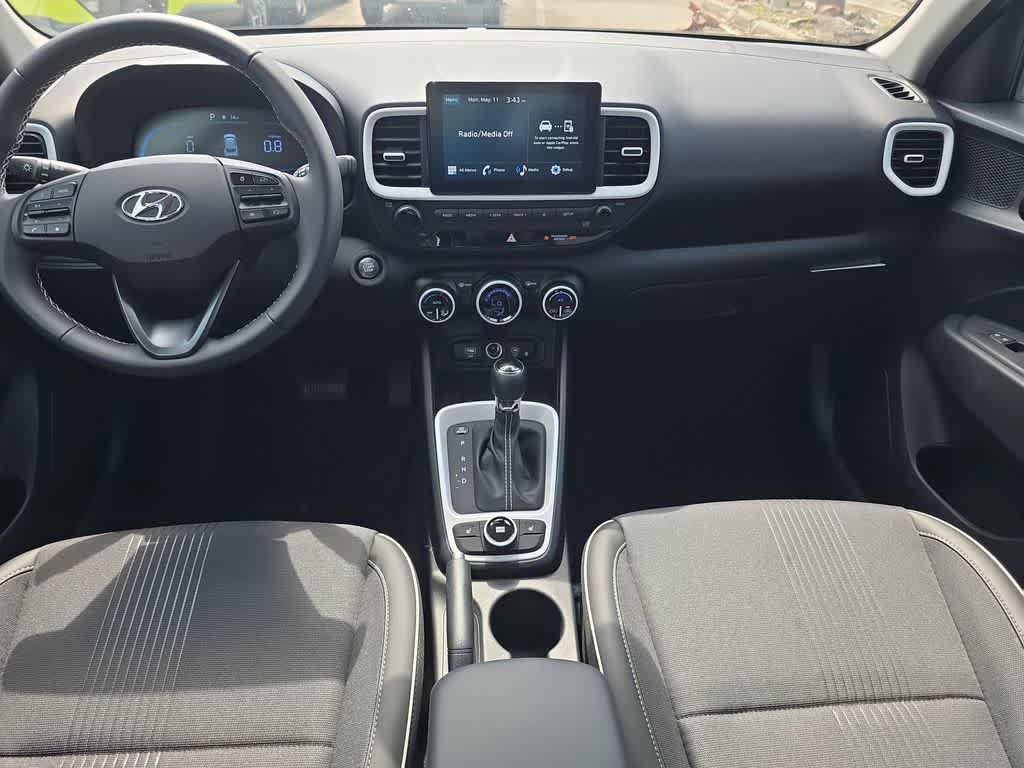 New 2026 Hyundai Venue SEL FWD image 18