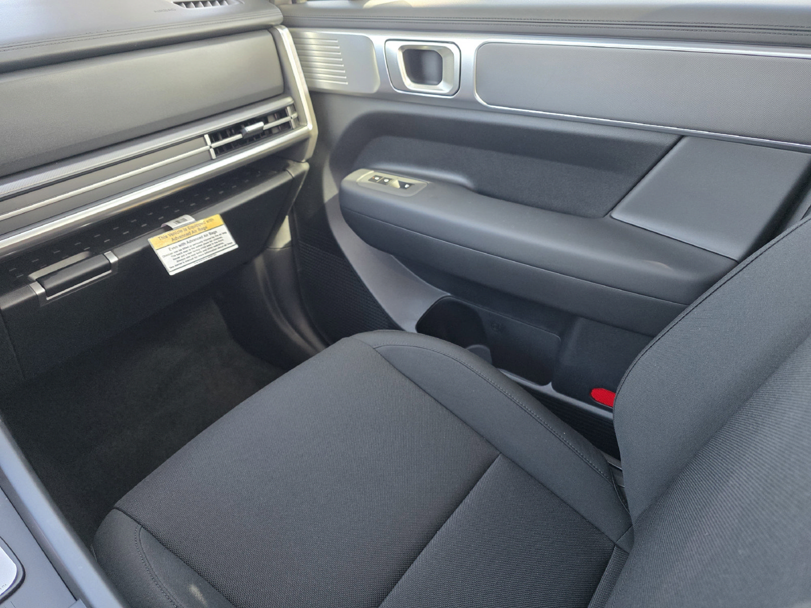New 2026 Hyundai Santa Fe SE FWD image 12