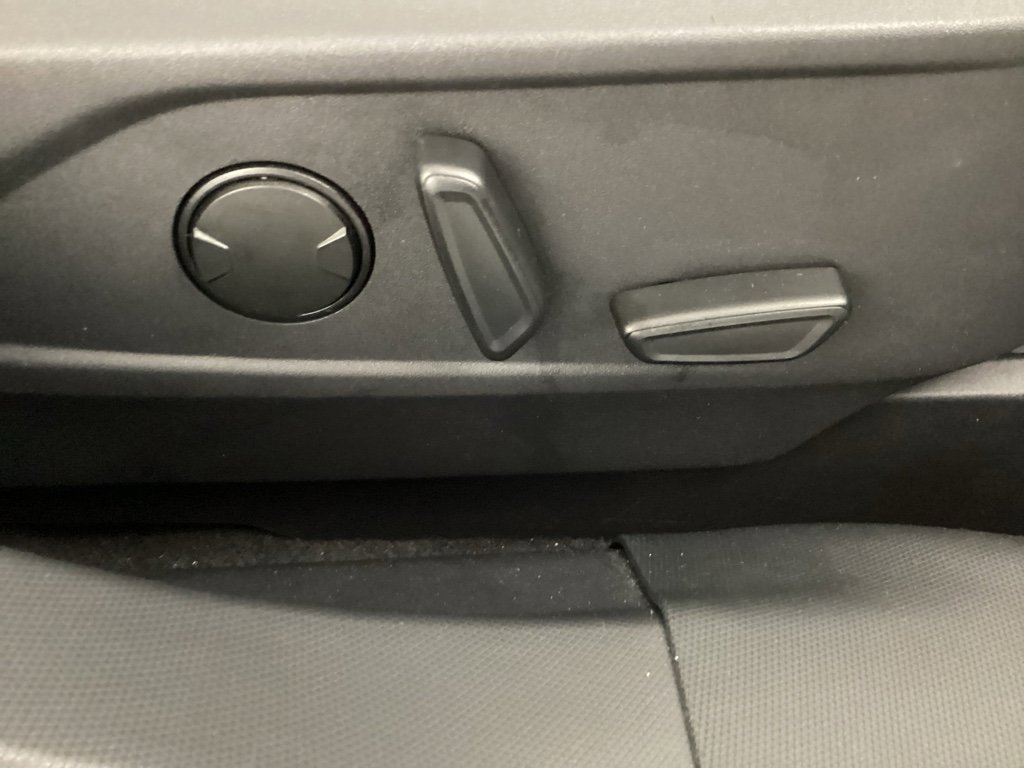 Used 2021 Ford Mustang Mach-E Premium image 9