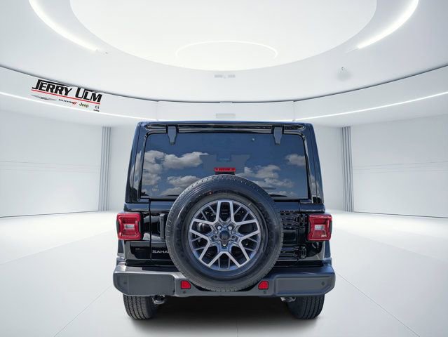 New 2026 Jeep Wrangler Unlimited Sahara AWD/4WD image 4