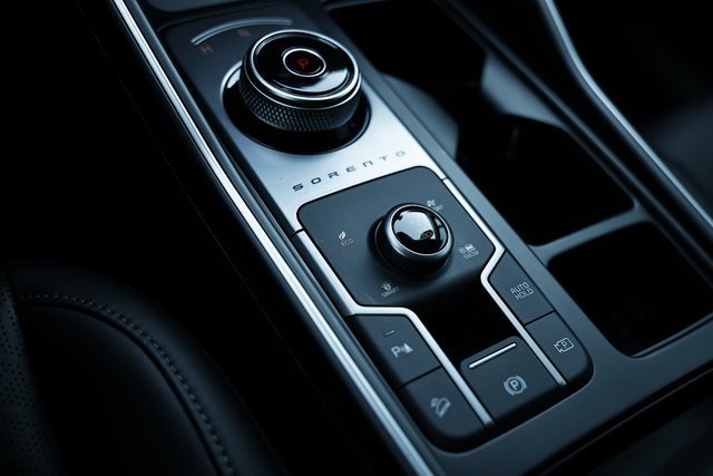 Used 2023 Kia Sorento EX image 39