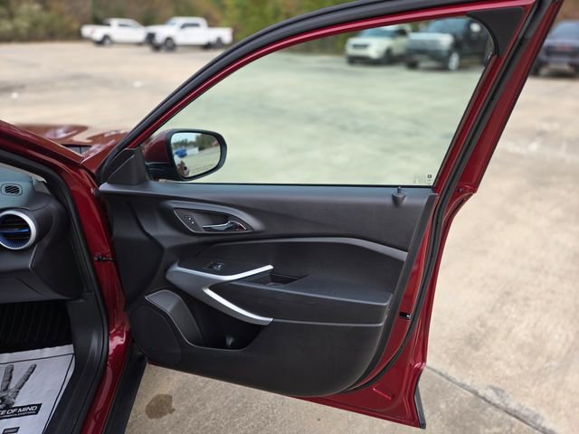 Used 2025 Chevrolet Trax LS w/ LS Convenience Package image 14